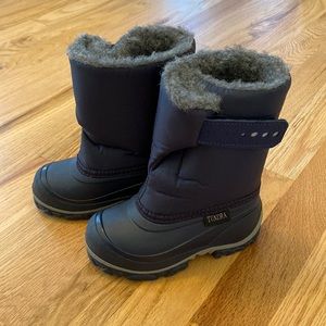 Kids Navy Tundra Snow Boots 7